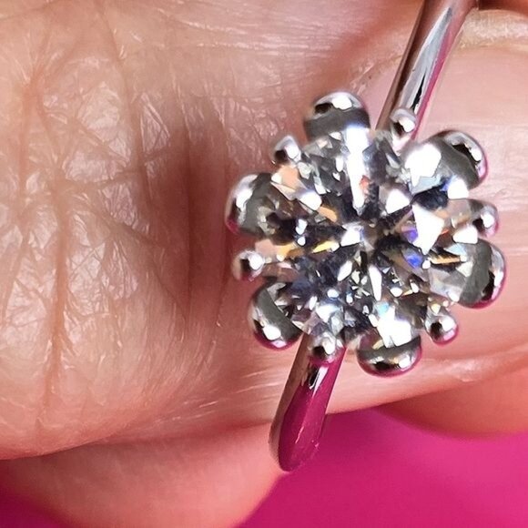 GH Color 8mm Moissanite 925 Sterling Silver Ring Sz 8.25 (adjustable) - Picture 3 of 8